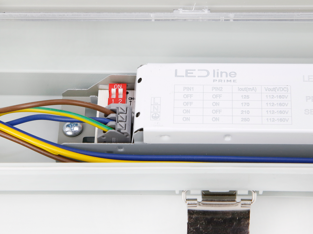 Hermetische armatuur RANGER 4000K 25-55W 9900lm IP66 150cm grijs PRIME bewegingssensor MV noodmodule LAW 3h AT