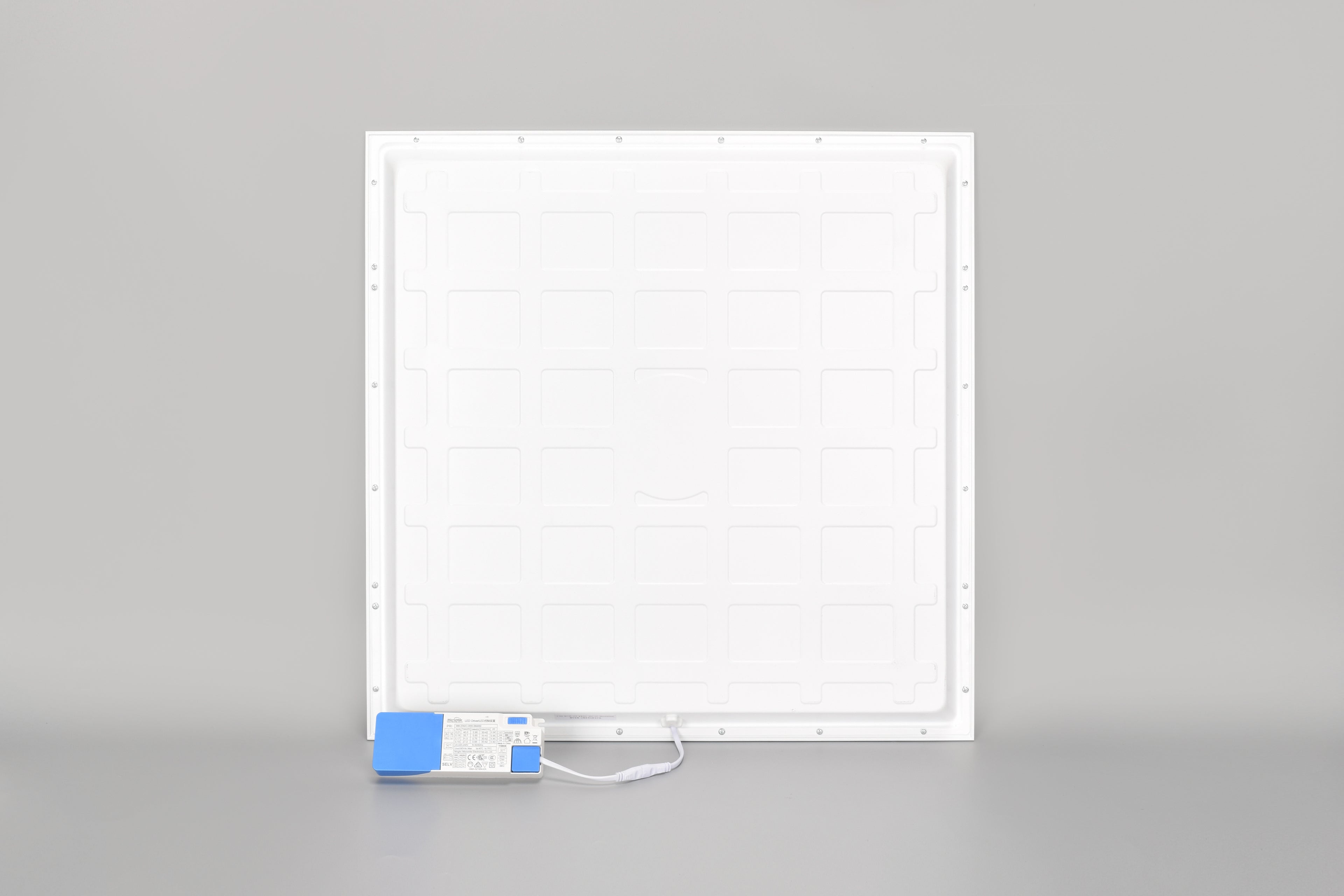 Panel Backlit 3CCT (3/4/6K) 28/32/36/40W 4800lm UGR<19 60x60cm wit PRIME