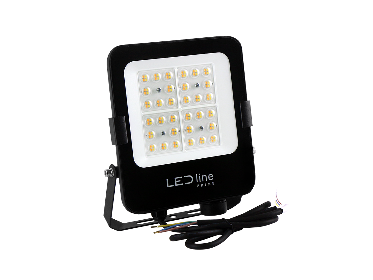 FLOODLIGHT 3CCT (3K/4K/5K) 30W 4200lm 120° IP66 PRIME