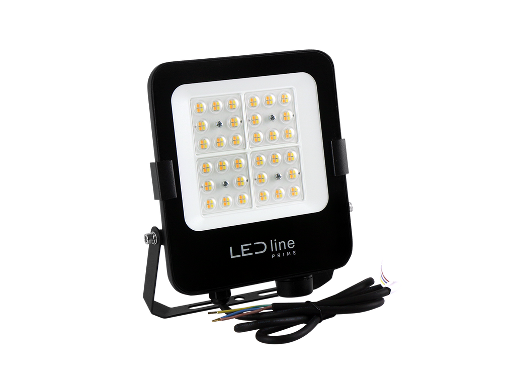 FLOODLIGHT 3CCT (3K/4K/5K) 30W 4200lm 30° IP66 PRIME